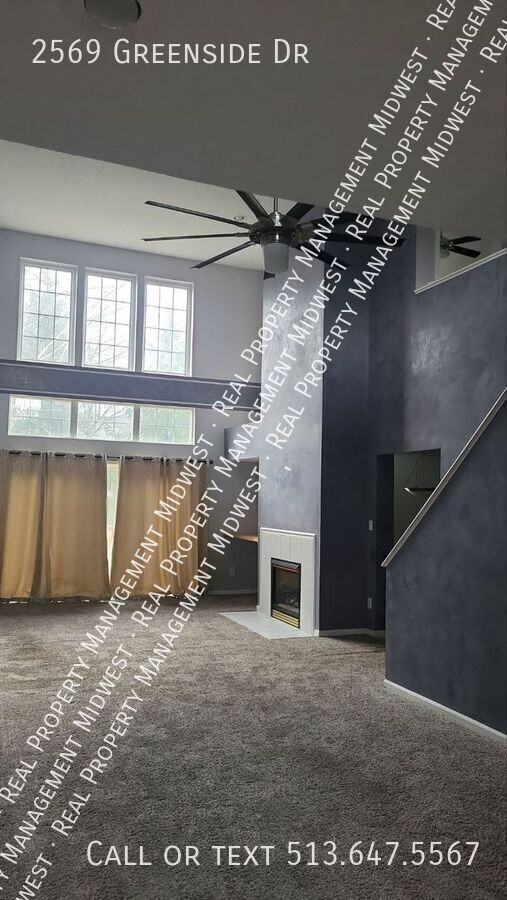 2569 Greenside Dr - Photo 2 of 29