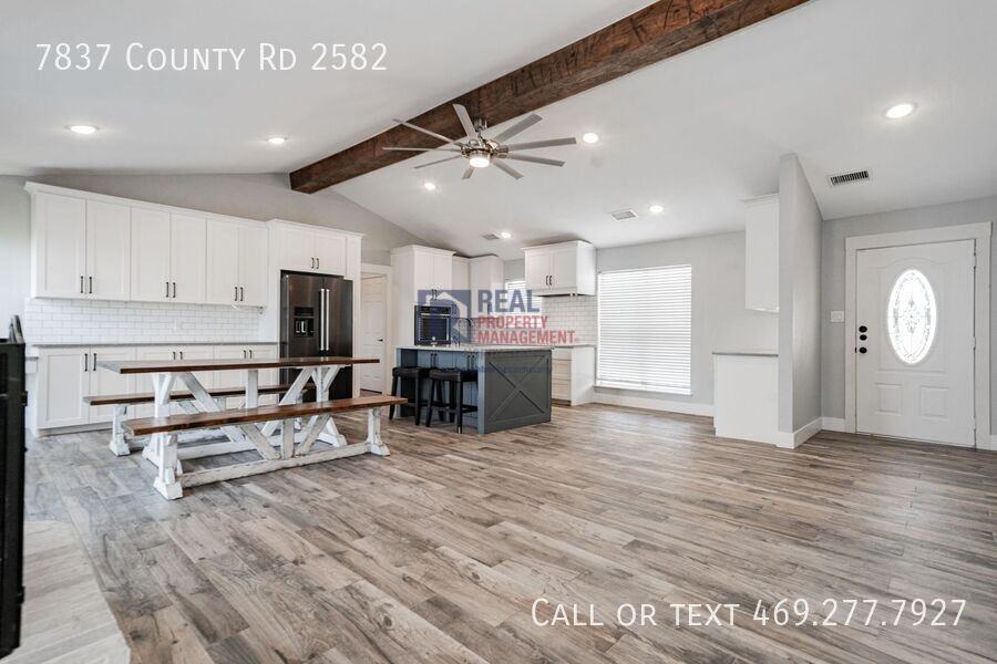 7837 County Road 2582 - Photo 5 of 39