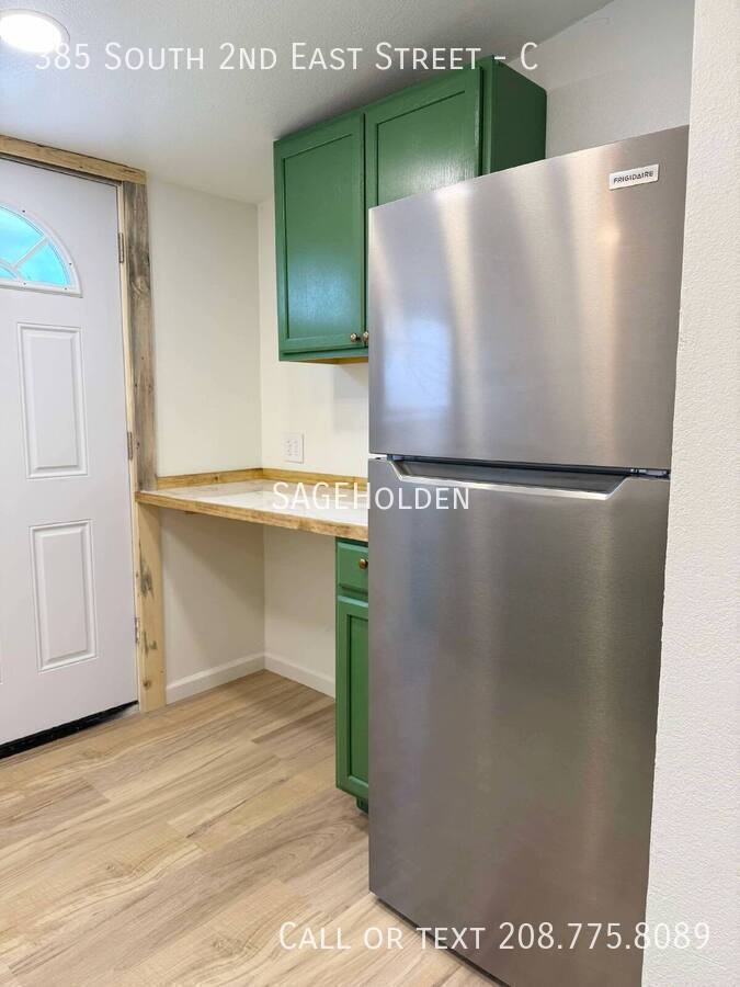 385 South 2nd East Street #C - Photo 5 of 22