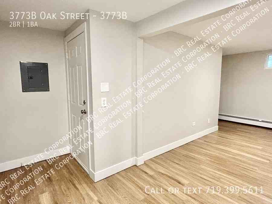 3773B Oak St #3773B - Photo 5 of 15