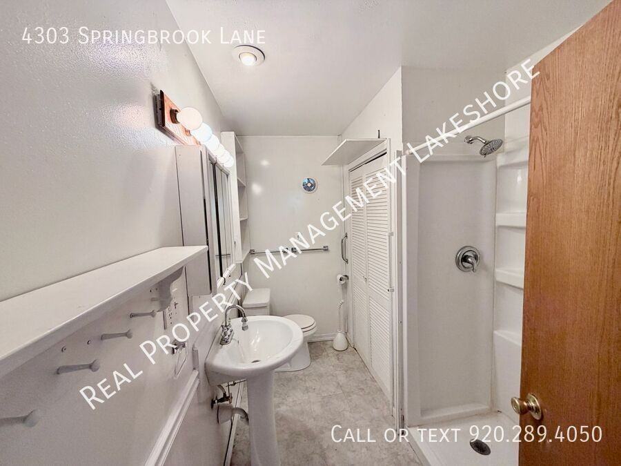 4303 Springbrook Ln - Photo 6 of 8