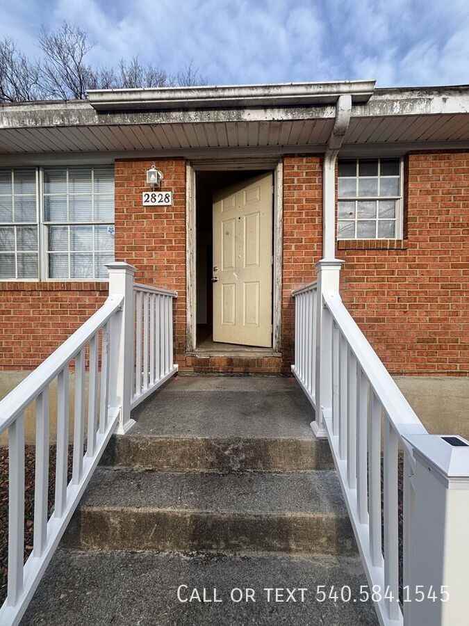 2828 Idlewild Blvd Ne - Photo 3 of 22