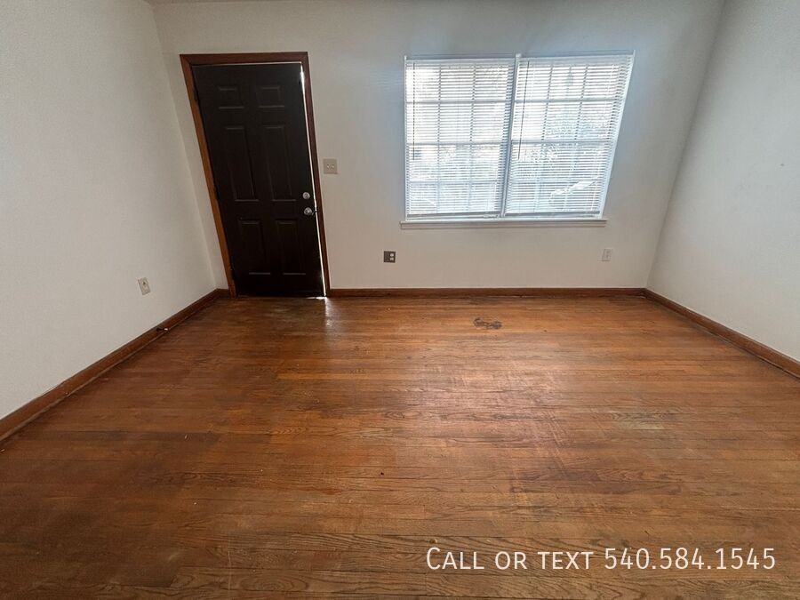 2828 Idlewild Blvd Ne - Photo 5 of 22