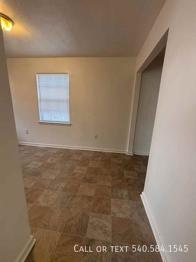 2828 Idlewild Blvd Ne - Photo 7 of 22