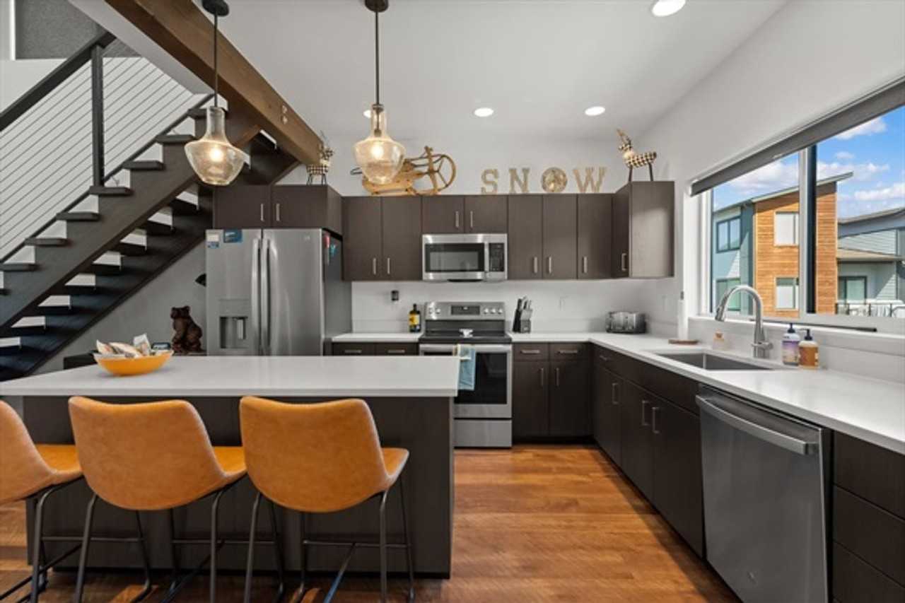 258 Blackberry Loop #C - Photo 2 of 12