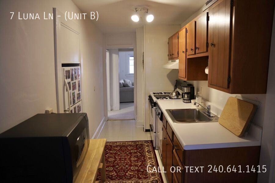 7 Luna Ln - Photo 7 of 20