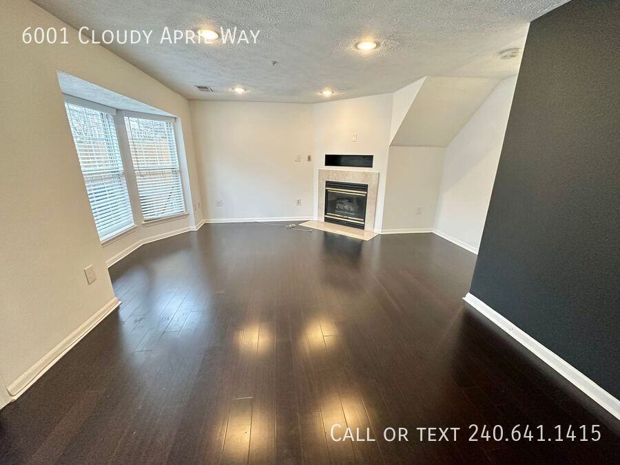 6001 Cloudy April Way - Photo 3 of 13