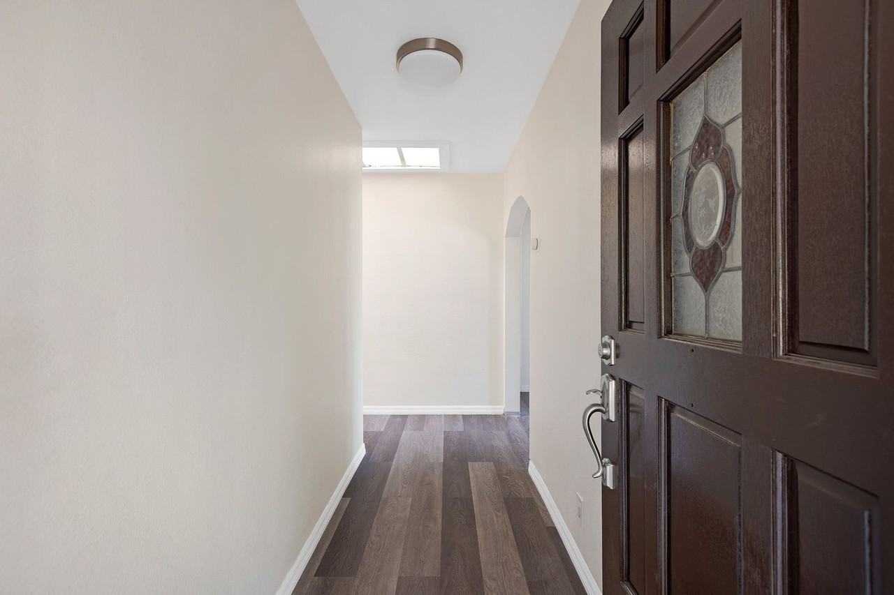 5137 Chimineas Ave - Photo 5 of 35