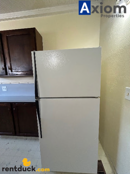 1248 E Lewis St - Photo 4 of 17