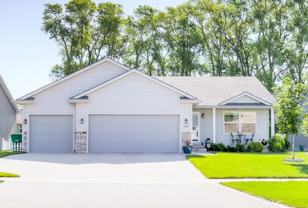 5805 Pine Ct - Photo 1 of 1