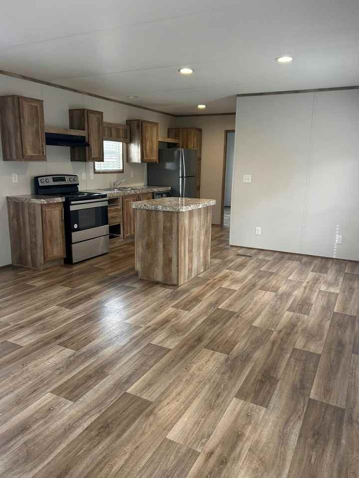 114 East Castleshoals Drive - Photo 6 of 18