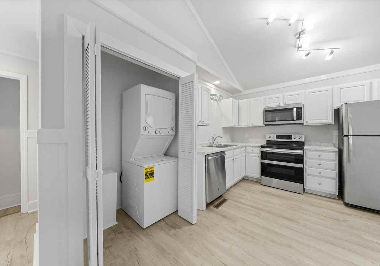 114 Wayne Avenue - Photo 7 of 18