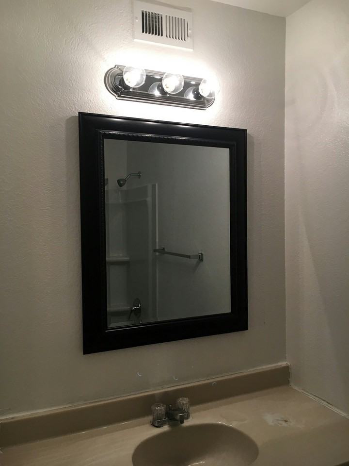 8473 Kelley Drive, Unit D - Photo 3 of 9