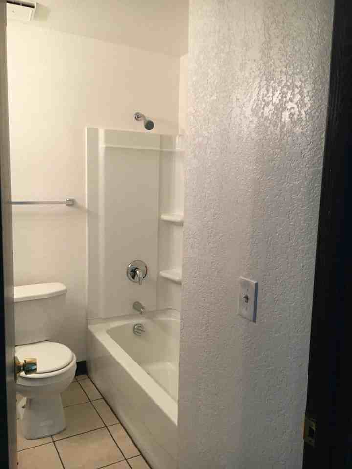 8473 Kelley Drive, Unit D - Photo 6 of 9