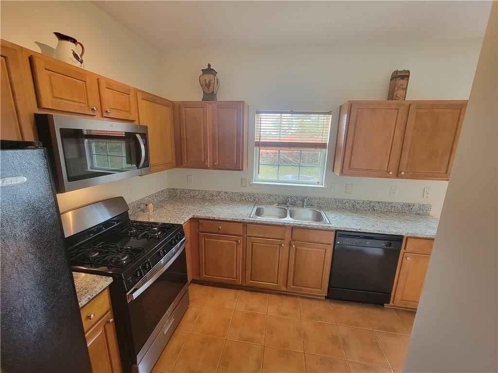 264 Azalea Circle - Photo 6 of 22