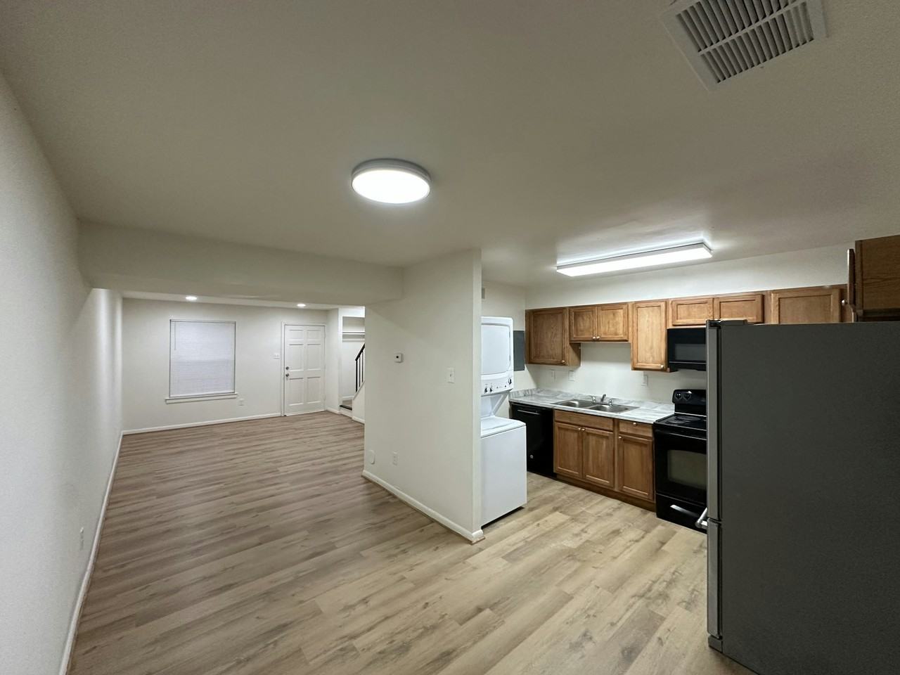 1515 Stowmarket Ct - Photo 6 of 30