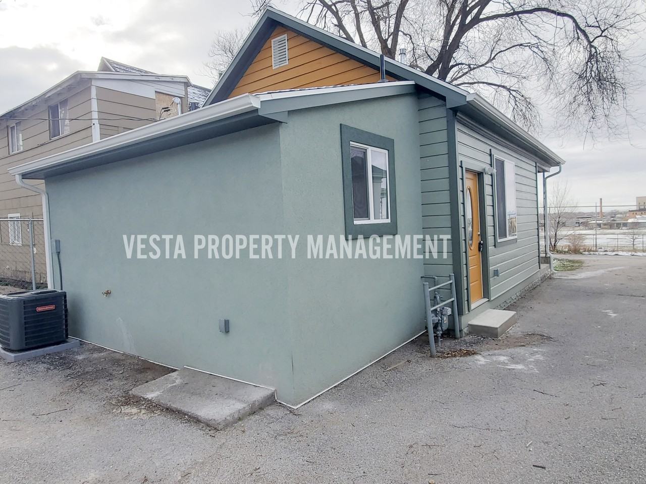 2028 Ogden Ave #1 - Photo 2 of 11