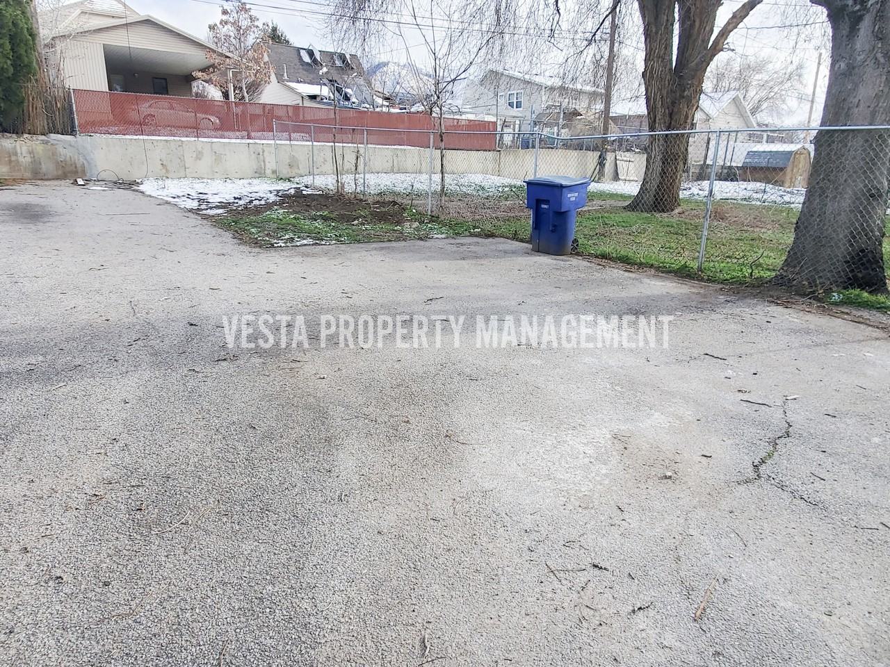 2028 Ogden Ave #1 - Photo 4 of 11