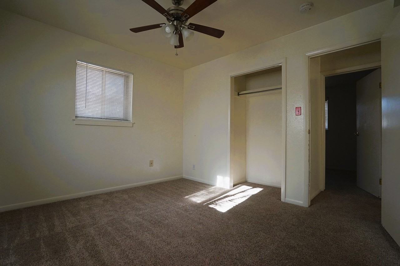 301 Berwick Ave #1 - Photo 7 of 17