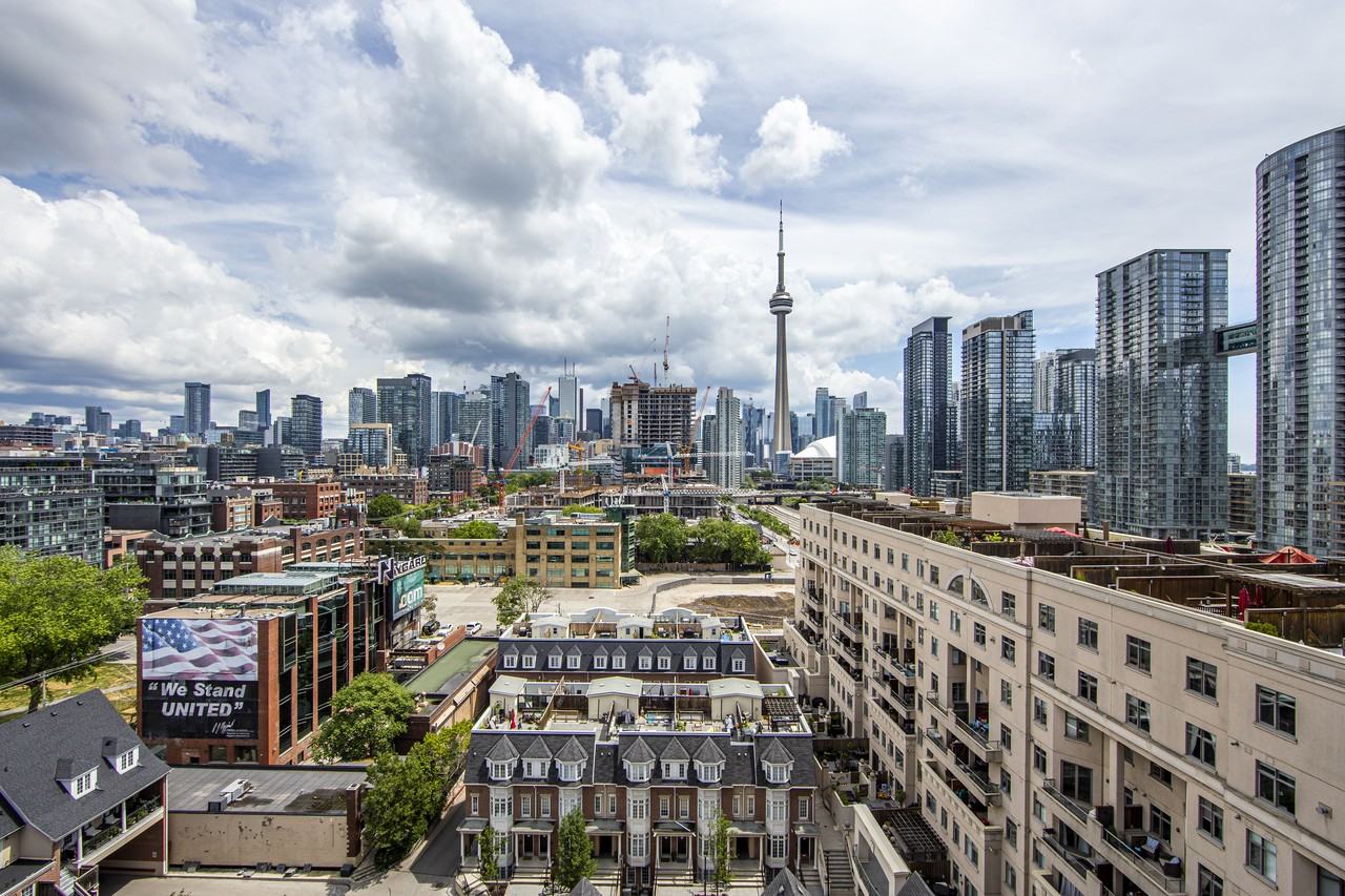 560 Front Street West #426 - Photo 3 of 31