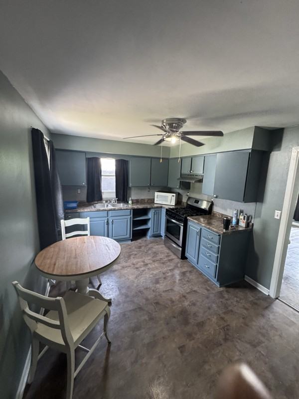 Pequot St - Photo 2 of 15