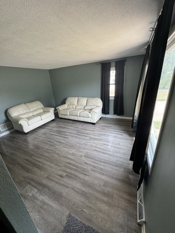 Pequot St - Photo 3 of 15