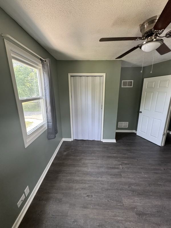 Pequot St - Photo 7 of 15