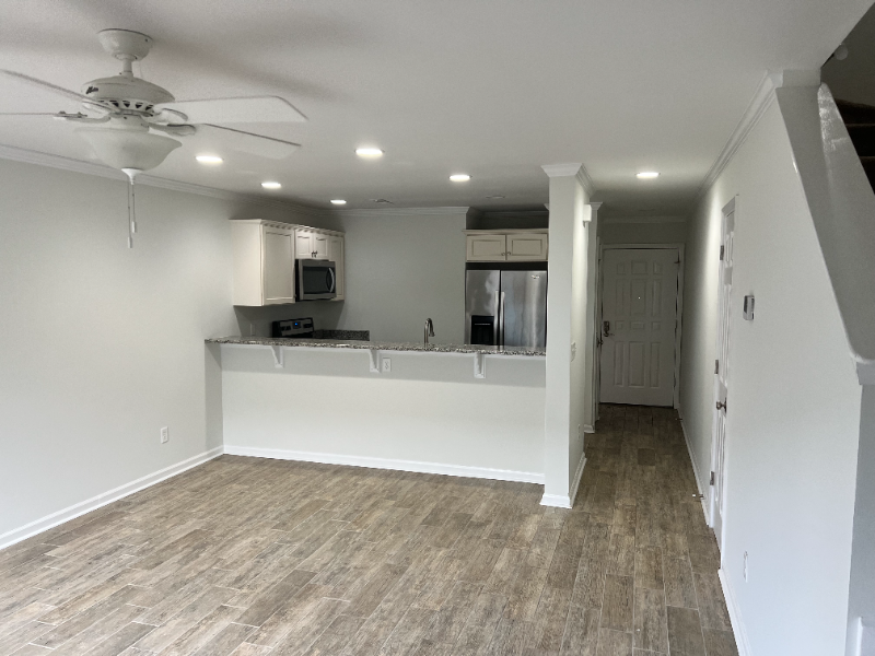 1733 41st St #B - Photo 7 of 20