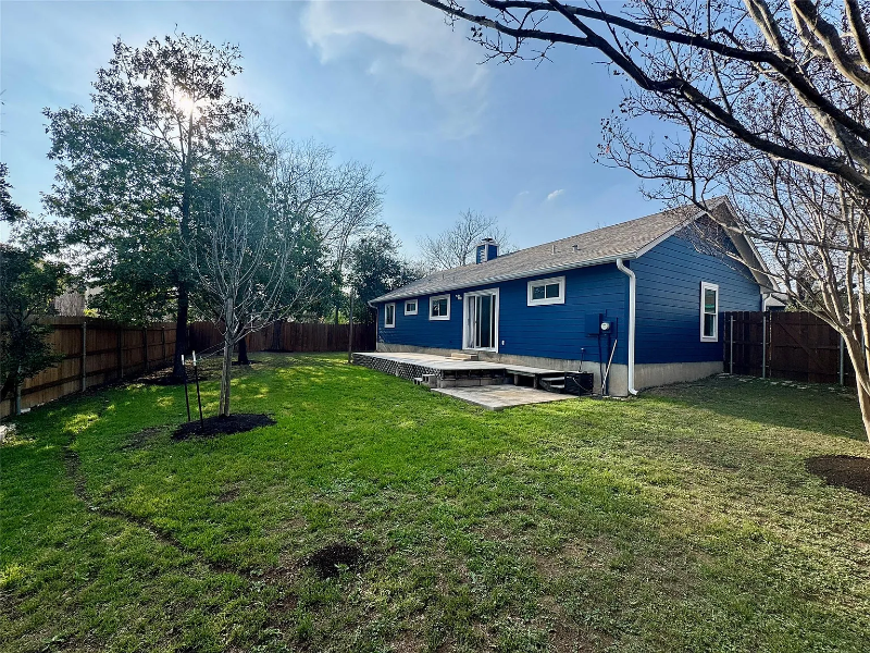 8803 Palace Pkwy - Photo 3 of 19