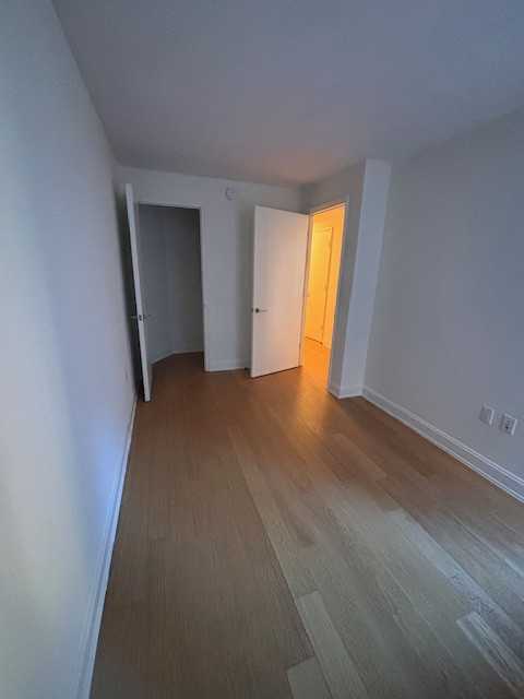 418 E 54th St #210 - Photo 4 of 11