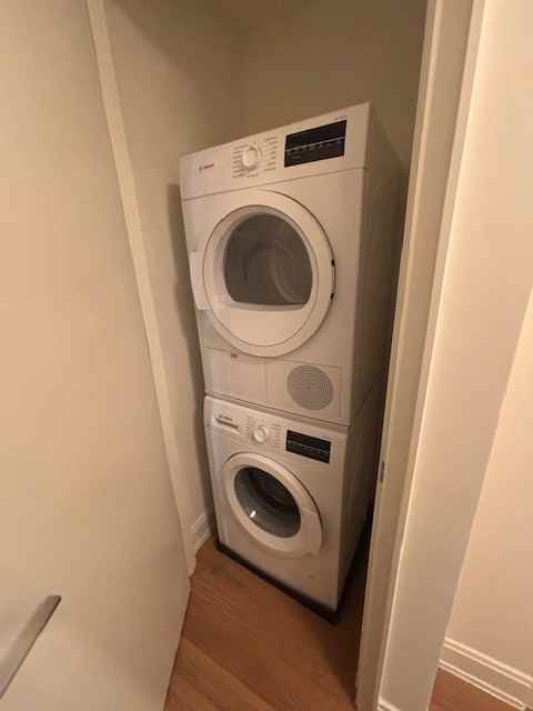 418 E 54th St #210 - Photo 7 of 11