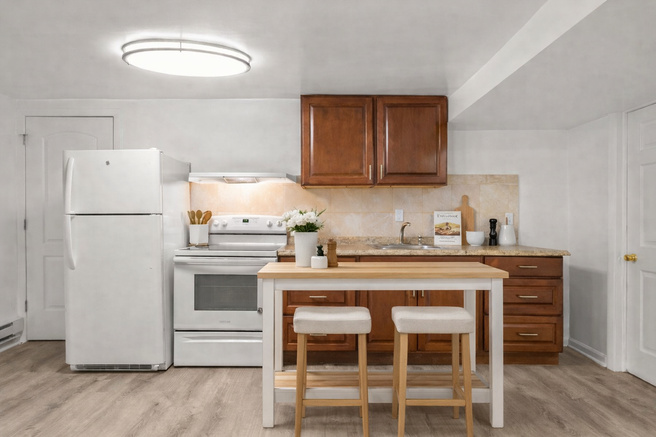 49 Field St - Photo 5 of 19