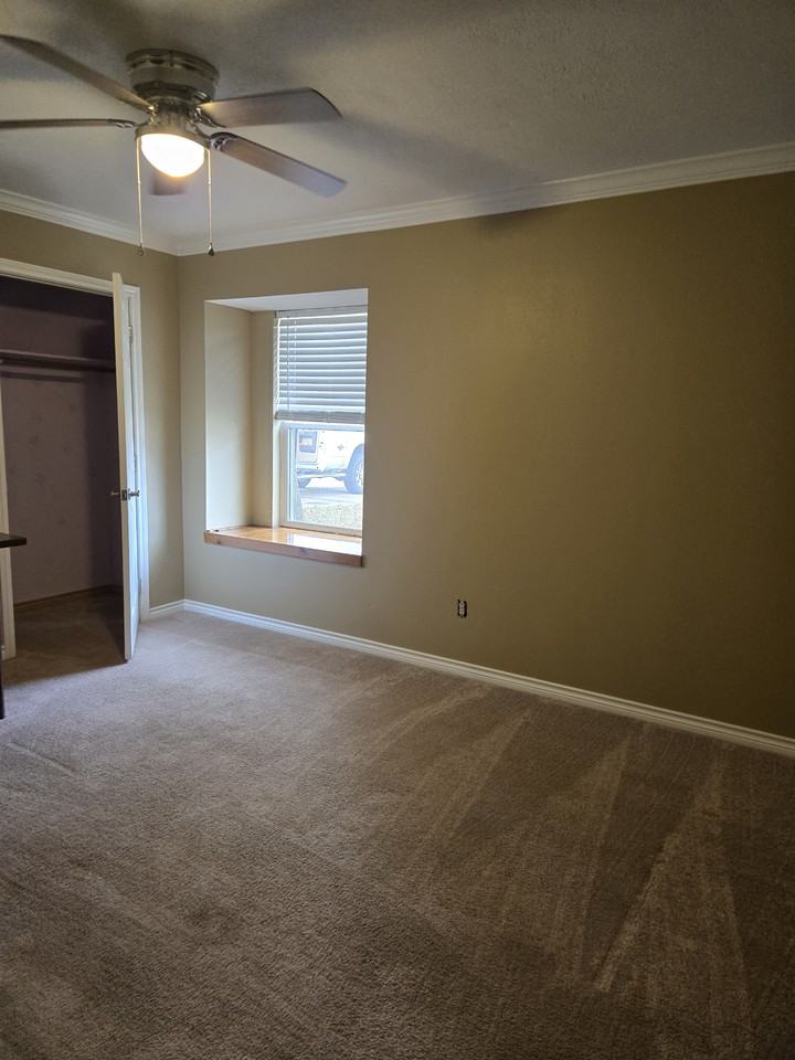 2512 Merrimac Ct #NA - Photo 6 of 12