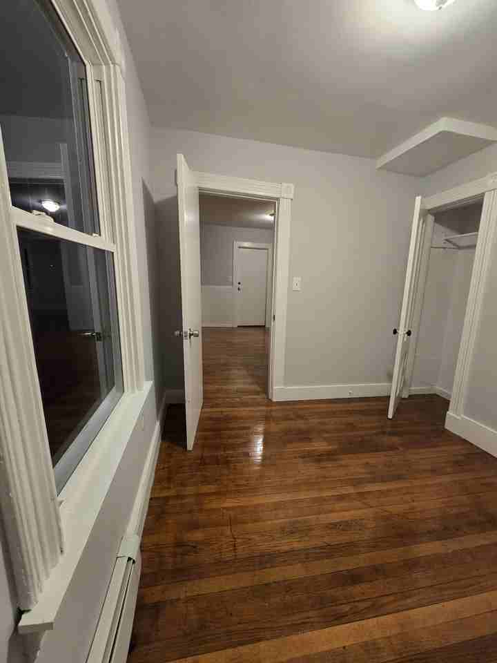 216 Vauxhall St #2 - Photo 3 of 6