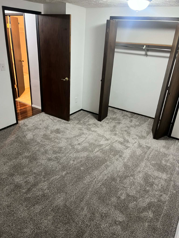 12021 E Mansfield Ave - Photo 5 of 16