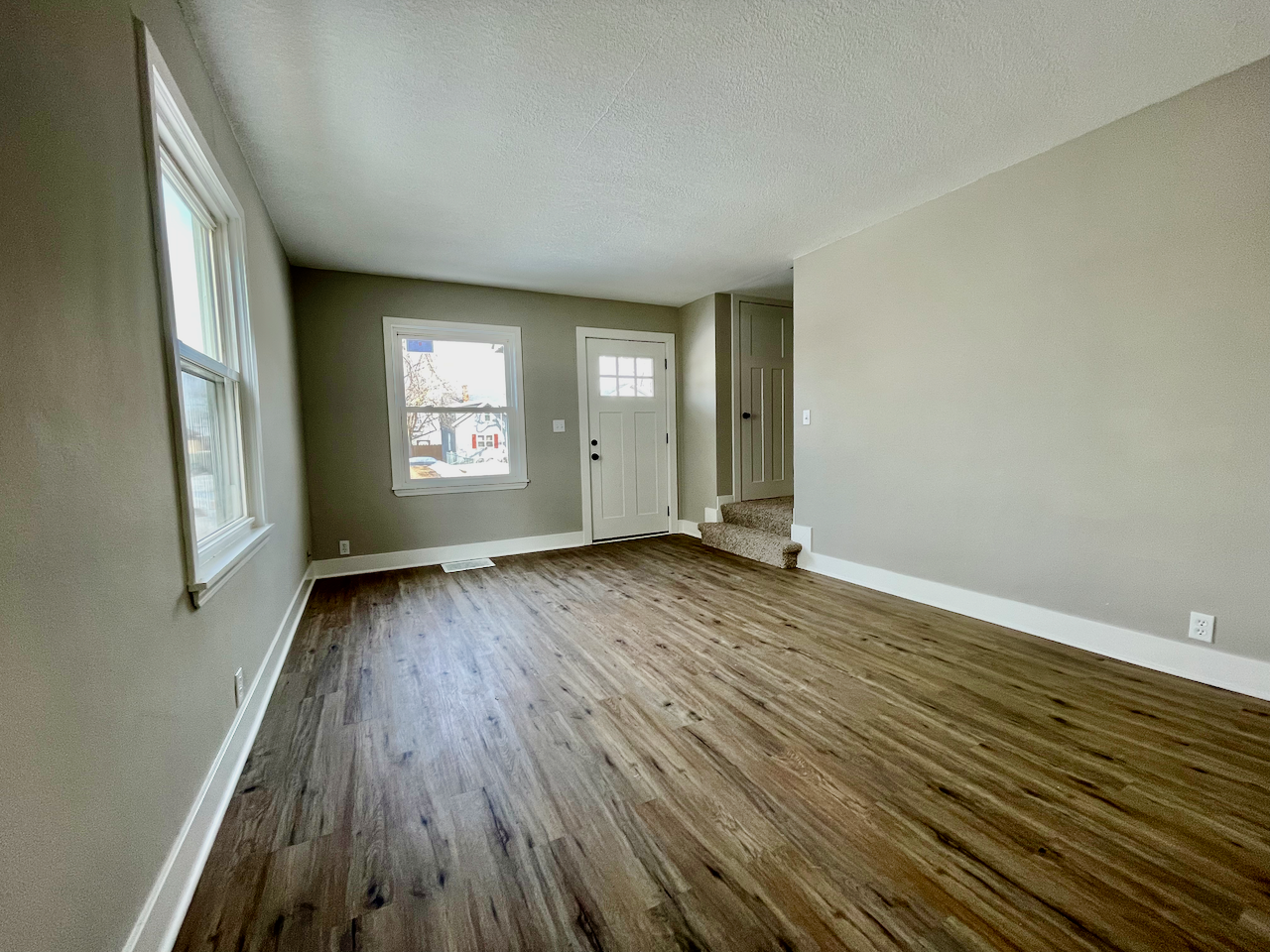 712 1st Ave S #1 - Photo 2 of 19