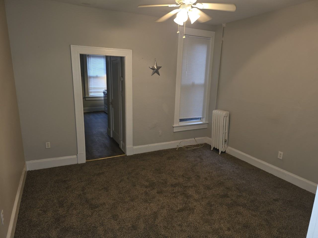 403 S Augusta Ave #1 - Photo 3 of 11