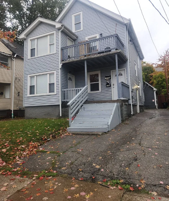 15786 Mandalay Ave #1 - Photo 2 of 10