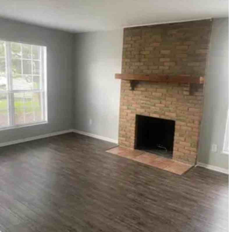 7767 Hansgrove Ct - Photo 5 of 11