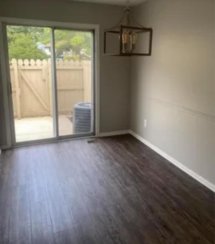 7767 Hansgrove Ct - Photo 6 of 11