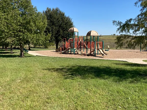 11008 Dillon St - Photo 5 of 20