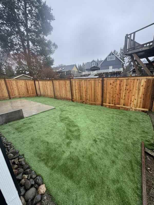 1331 Lenore Dr #B - Photo 2 of 9