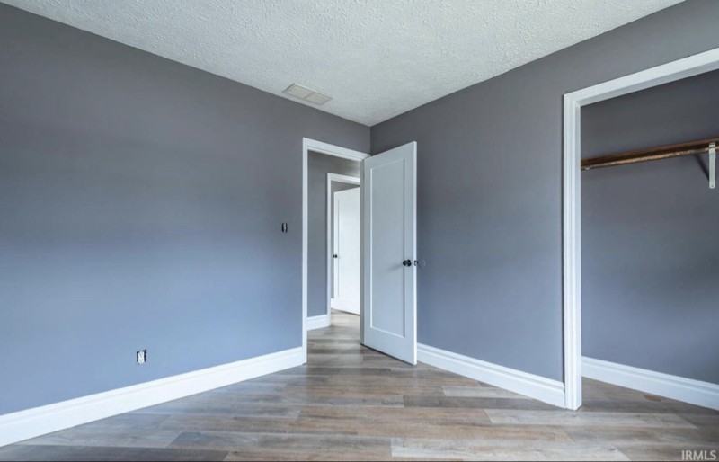 635 N Robin Dr - Photo 5 of 12