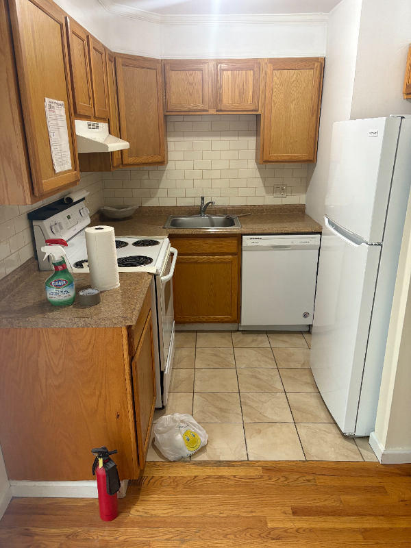 21 River Pl #3 - Photo 3 of 11