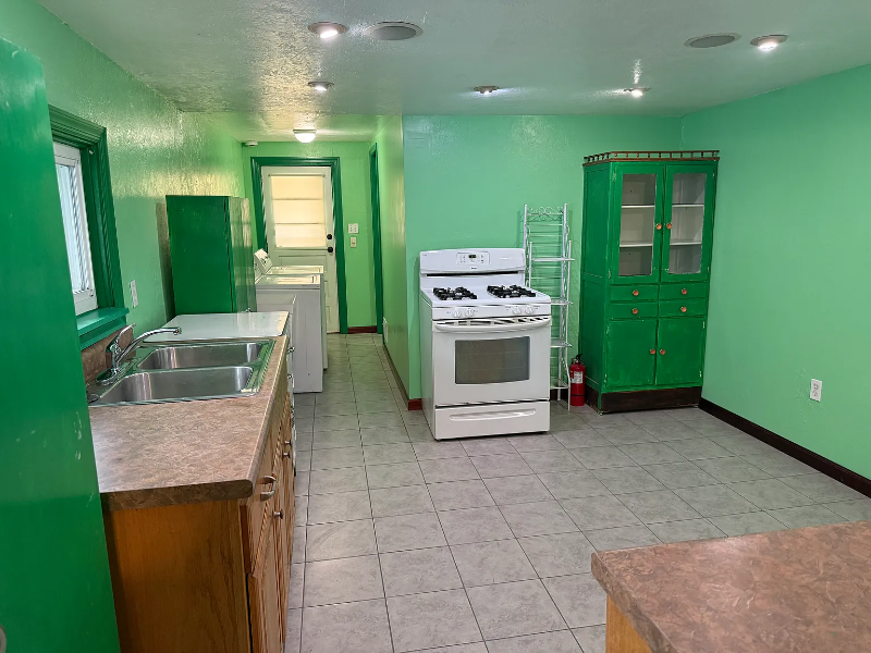 1307 Bingham St - Photo 5 of 15