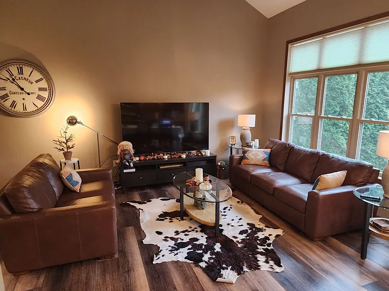 S80W16985 Boehm Ct - Photo 4 of 12