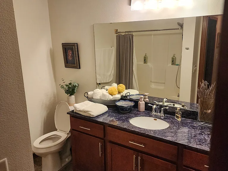 S80W16985 Boehm Ct - Photo 7 of 12