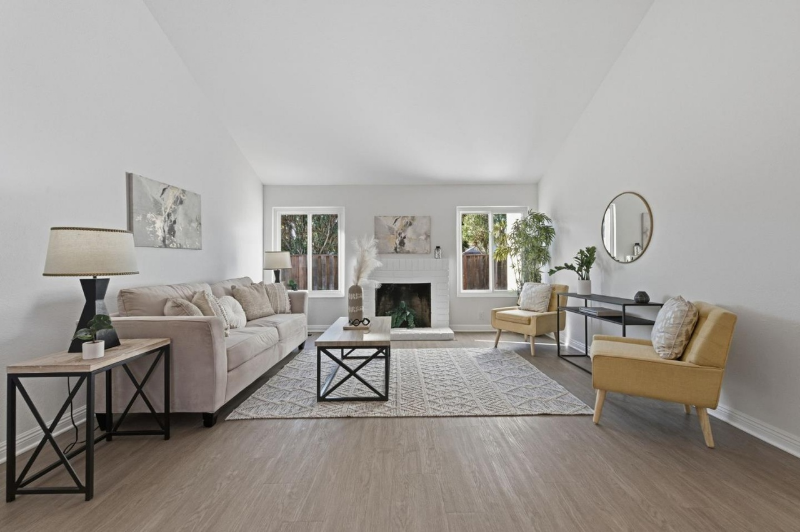 73 Grandwell Way - Photo 2 of 15