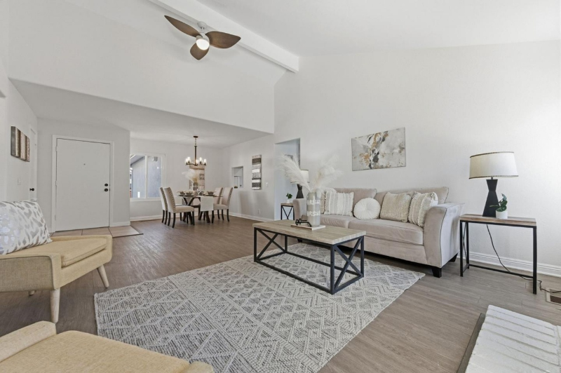 73 Grandwell Way - Photo 3 of 15