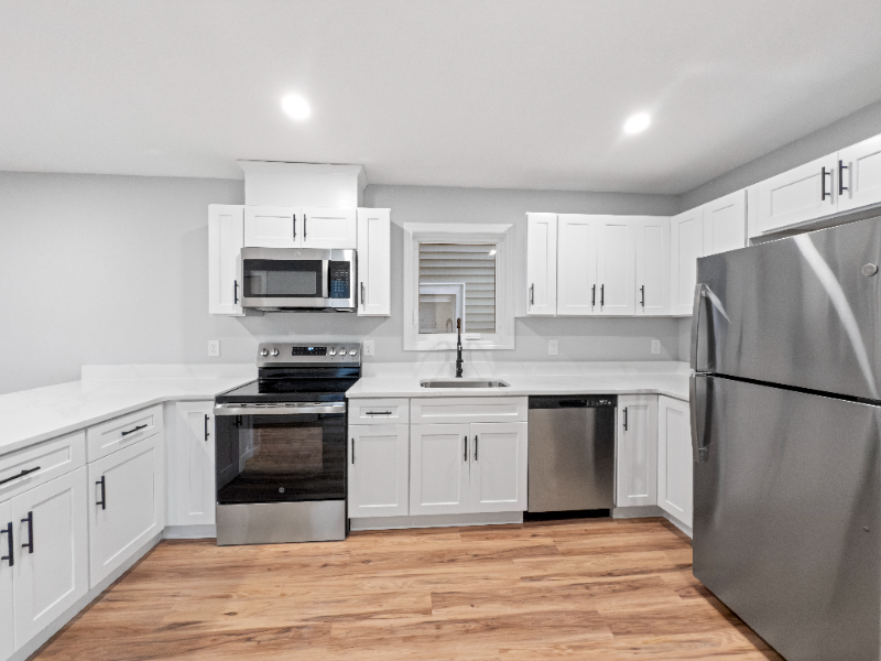 107 Abbott St #3 - Photo 3 of 8